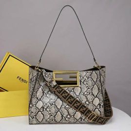 Picture of Fendi Lady Handbags _SKUfw152939630fw